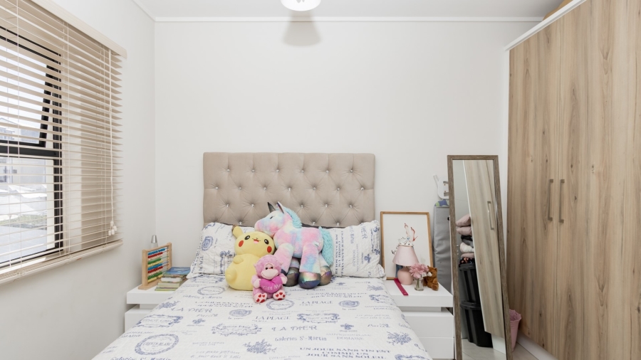 To Let 2 Bedroom Property for Rent in Sandown Western Cape
